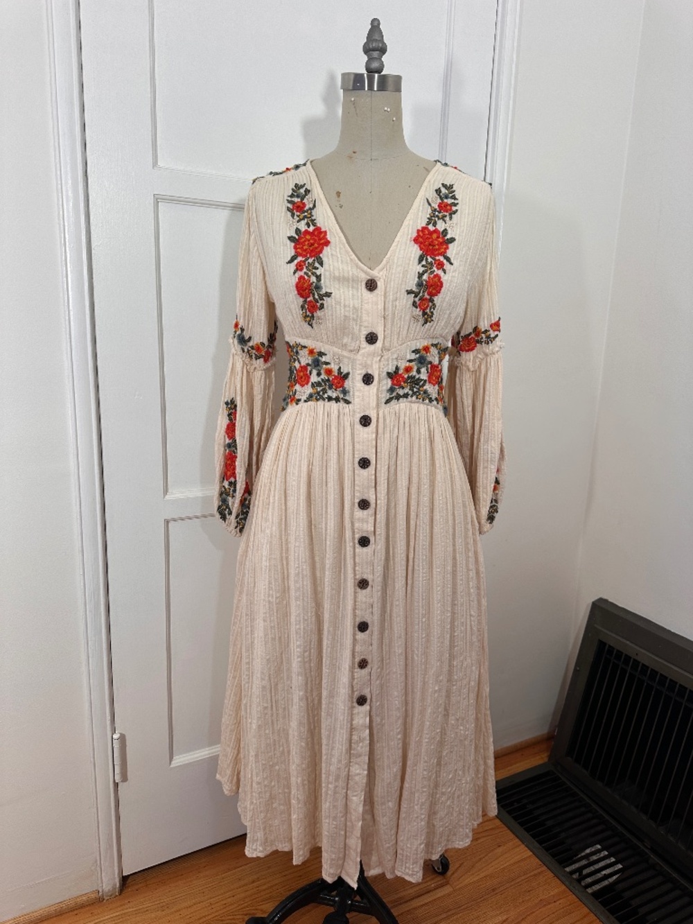 floral embroidered dress